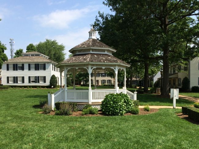 Enjoy an outdoor summer concert on the Great Falls green