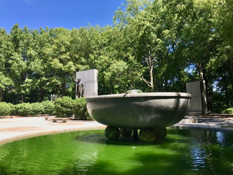 Urns and a moat decorate the plaza at Theodore Roosevelt Island