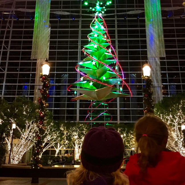 ICE! 2016 and Christmas on the Potomac at Gaylord National Harbor