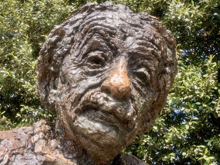 Albert Einstein Memorial closeup