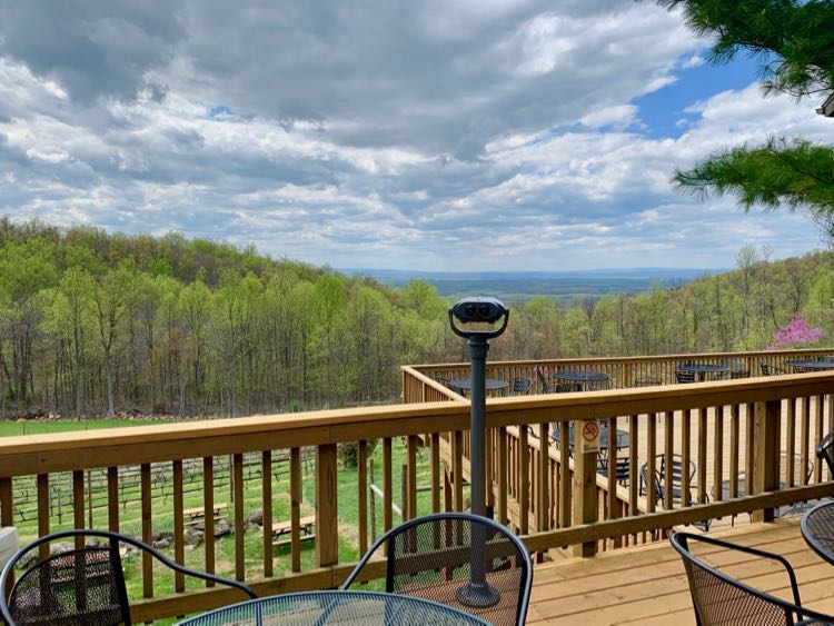 Twin Oaks Tavern Winery decks and views in Bluemont VA