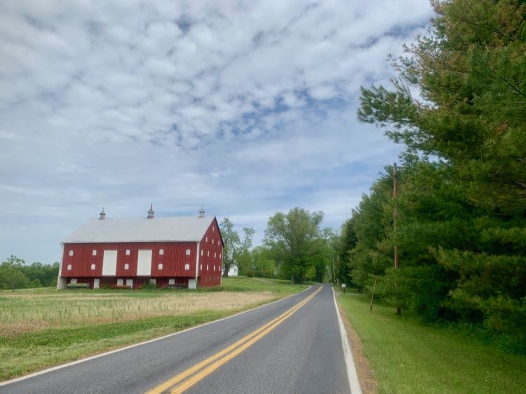 Leesburg scenic drive along the Virginia Maryland border