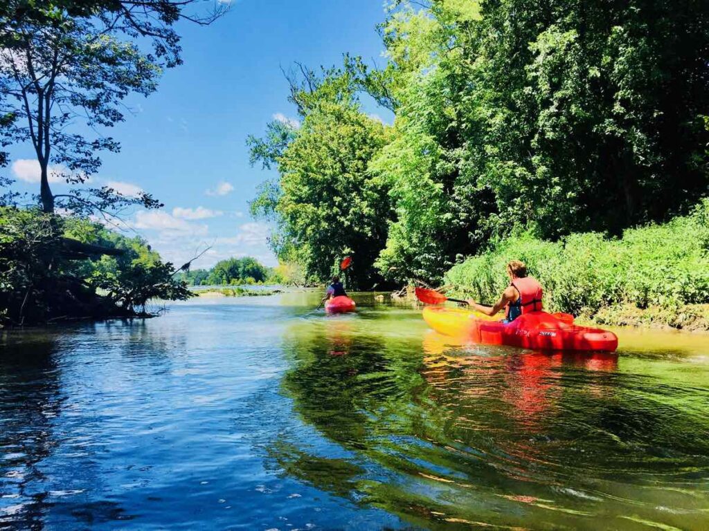 Kayaking on the Potomac River at Riverbend Park is one of the Fun Spots for Northern Virginia Boating