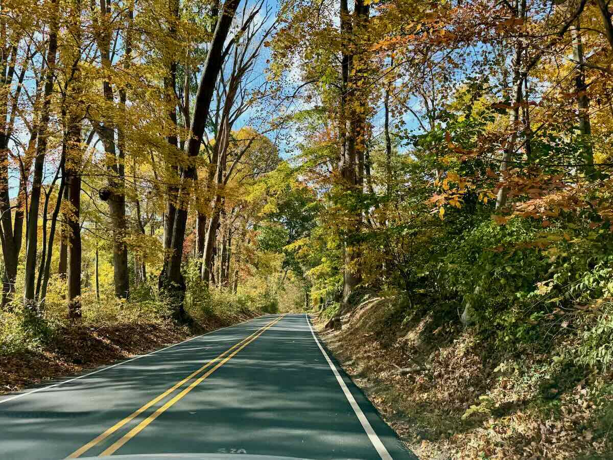 Fairfax County scenic drive on Virginia Byways in Fall