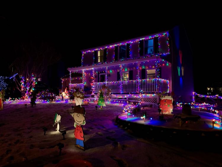 Franklin Farm holiday lights Herndon