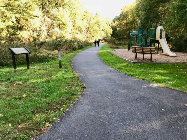 Lake Thoreau Loop Trail and tot lot in Reston Virginia