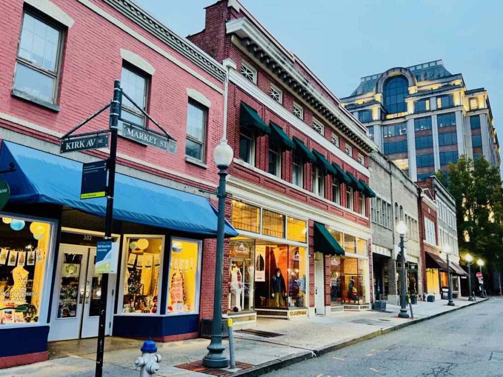 25+ Great Things to Do in Roanoke Virginia