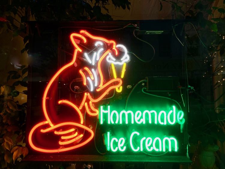 Red Fox Creamery sign