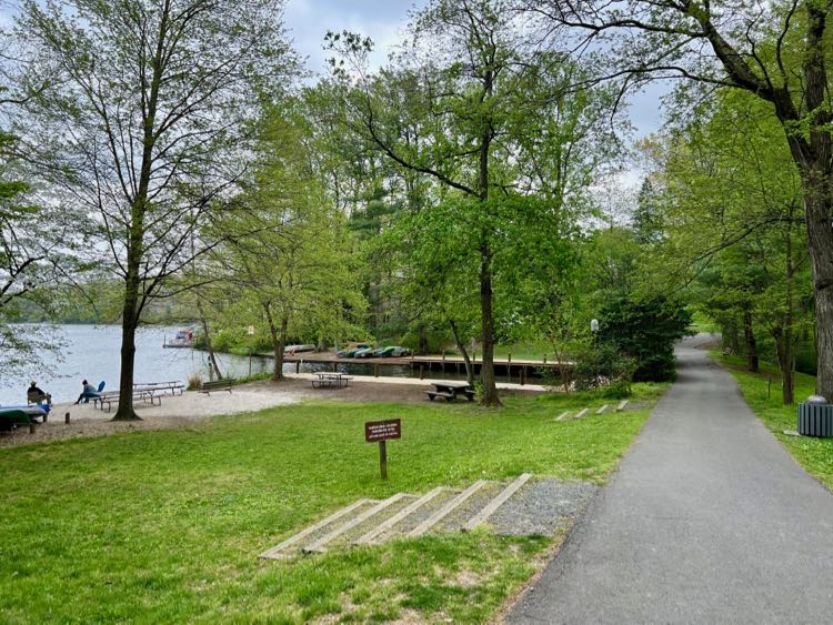 Lake Anne Resident park and view of Lake Anne