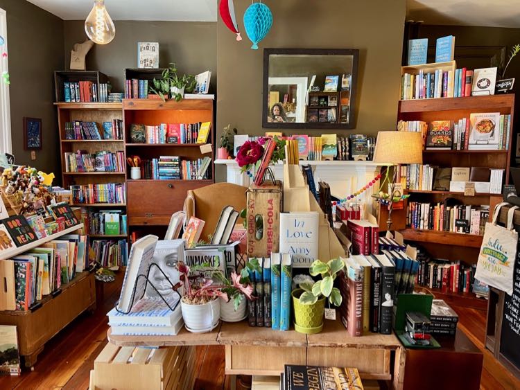 Birch Tree Bookstore in Leesburg Virginia