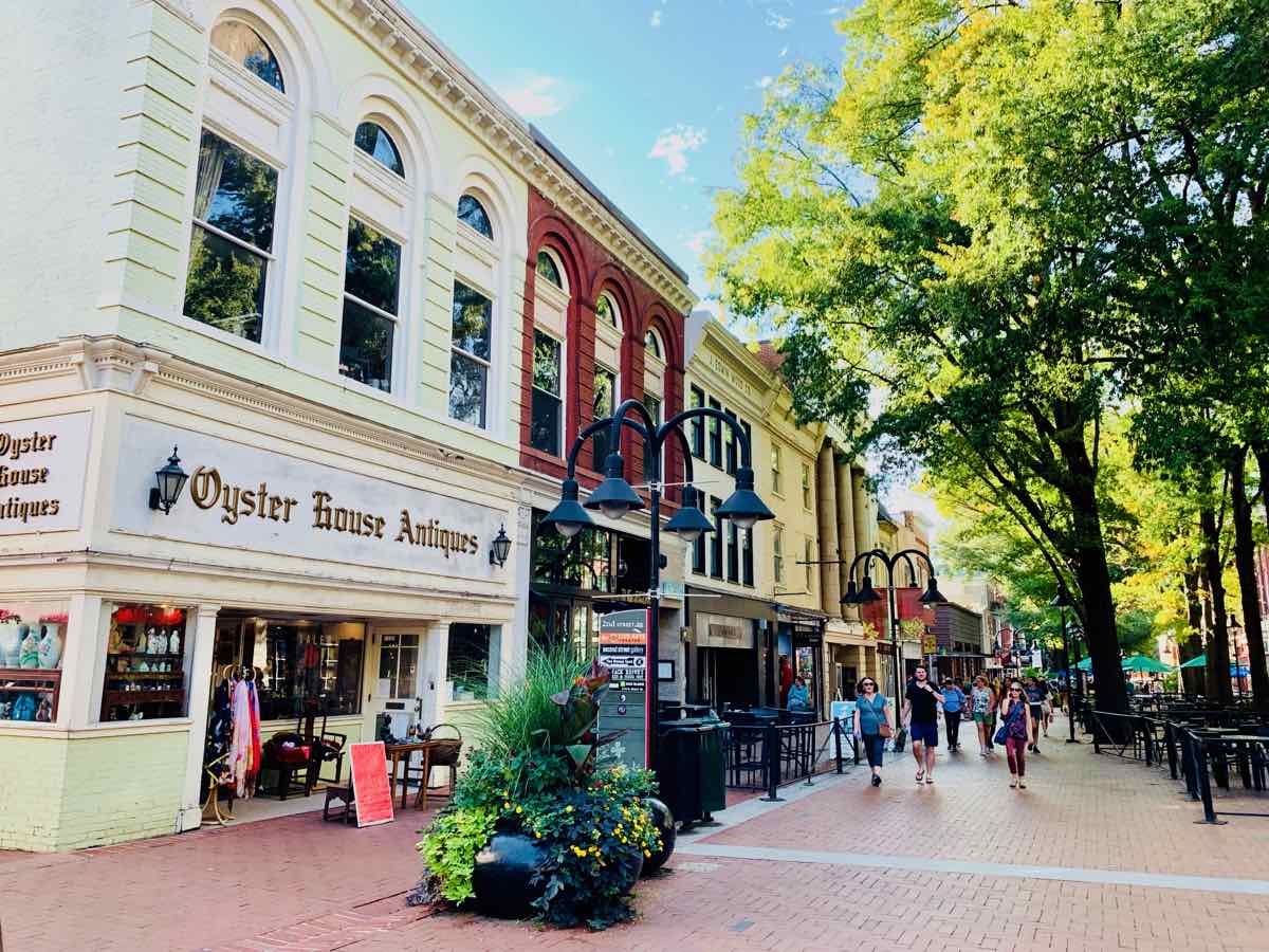 Charlottesville Virginia Downtown Pedestrian Mall