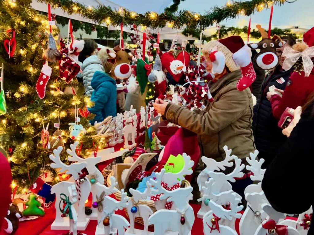 Shopping at a Holiday Market in Northern Virginia in Reston VA