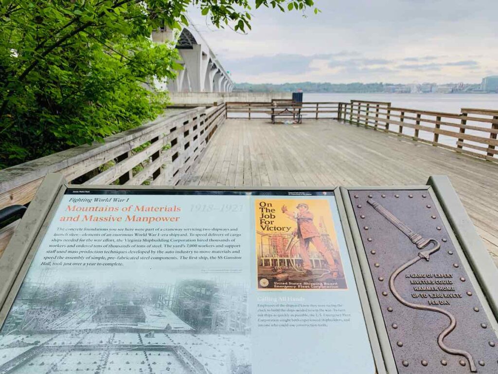 Jones Point Fishing Pier and Information Sign