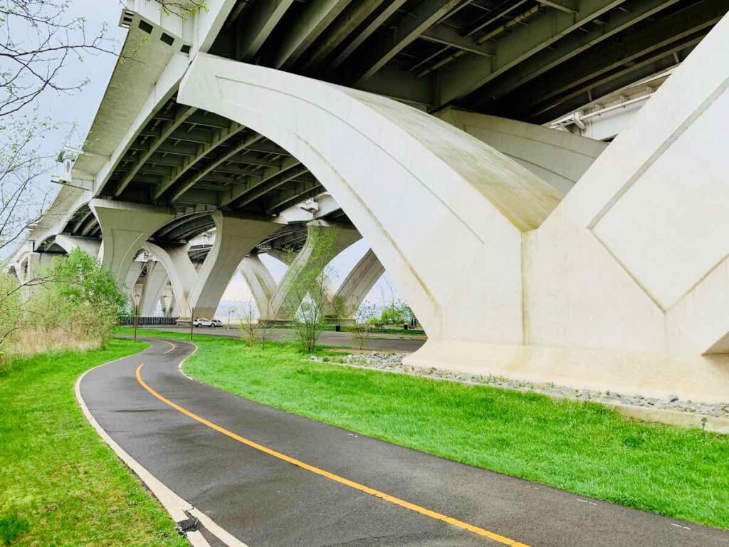 Mount Vernon Trail Jones Point Park