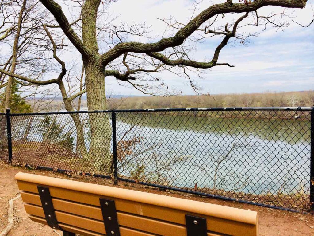 Red Rock Overlook Potomac River View in Leesburg Virginia