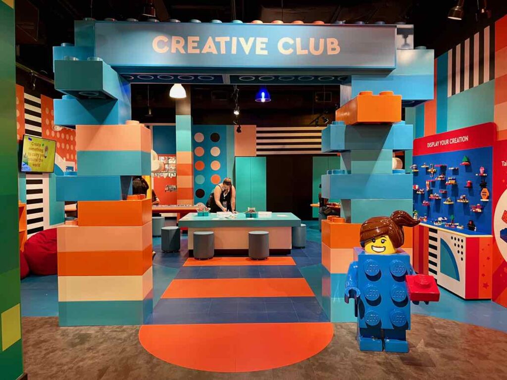 Creative Club at the LEGO Discovery Center DC