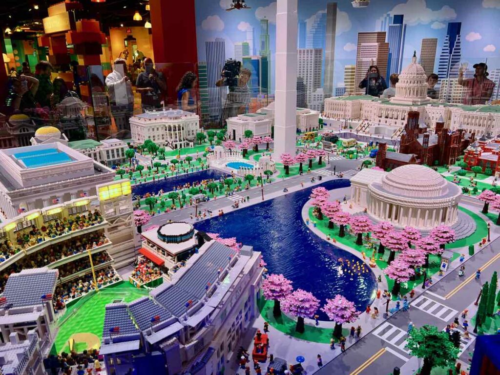 LEGO Discovery Centter Washington DC Lamdmarks in Mini World