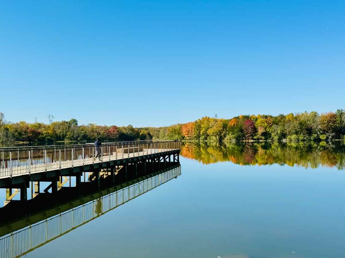 Beautiful Beaverdam Reservoir Park in Northern Virginia Pier and Lake